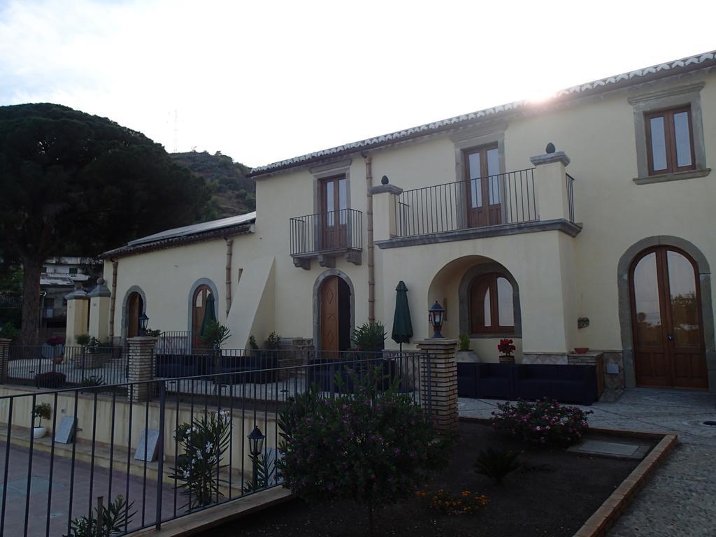 Patitiri ξενώνας Santa Teresa Di Riva Εξωτερικό φωτογραφία