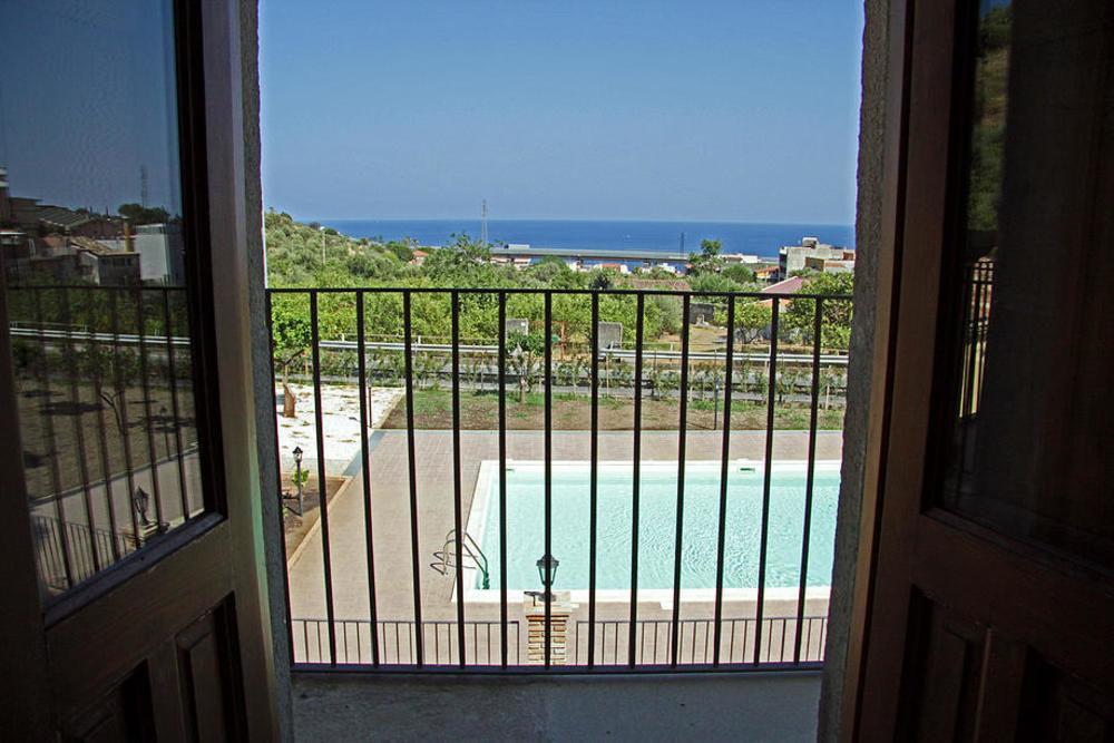 Patitiri ξενώνας Santa Teresa Di Riva Εξωτερικό φωτογραφία